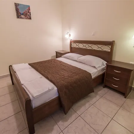 Olive Tree Hotel 2*
